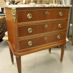 892 8312 CHEST OF DRAWERS